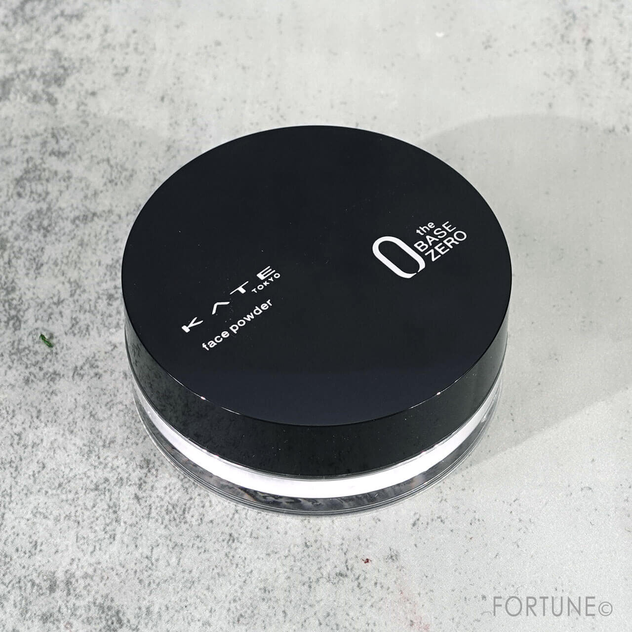 KATE（ケイト）　『ケイト　フェイスパウダーＺ（オイルブロック）』