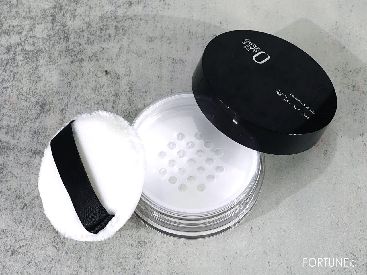 KATE（ケイト）　『ケイト　フェイスパウダーＺ（オイルブロック）』