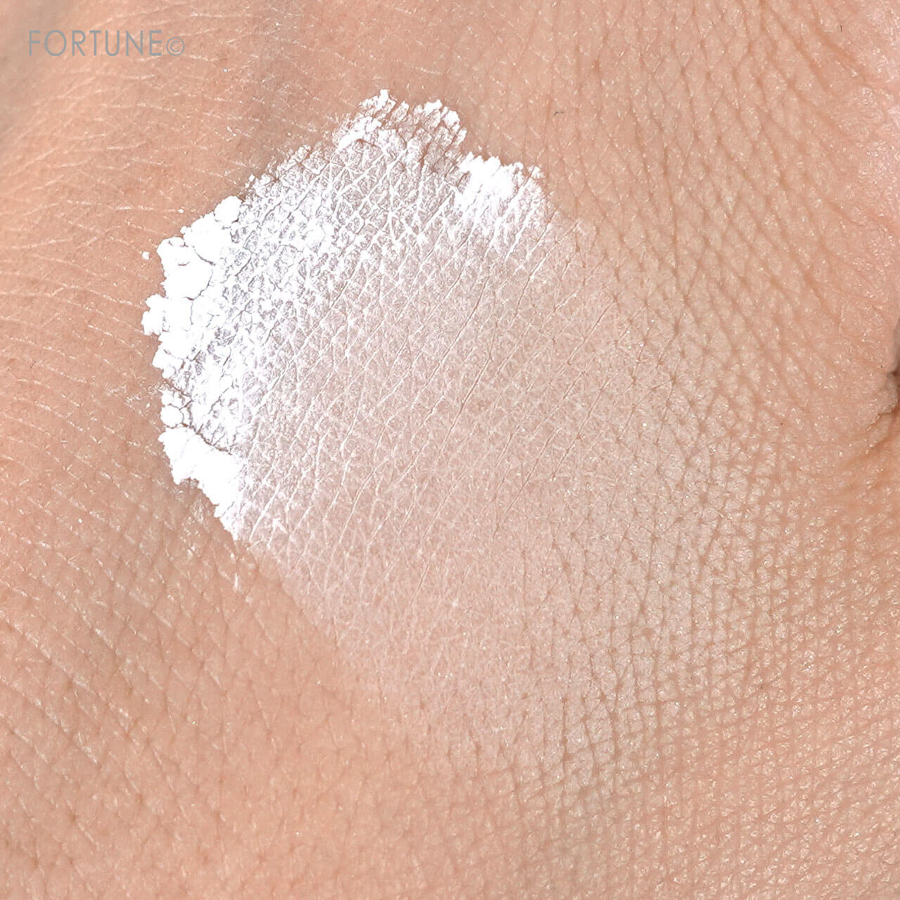 KATE（ケイト）　『ケイト　フェイスパウダーＺ（オイルブロック）』