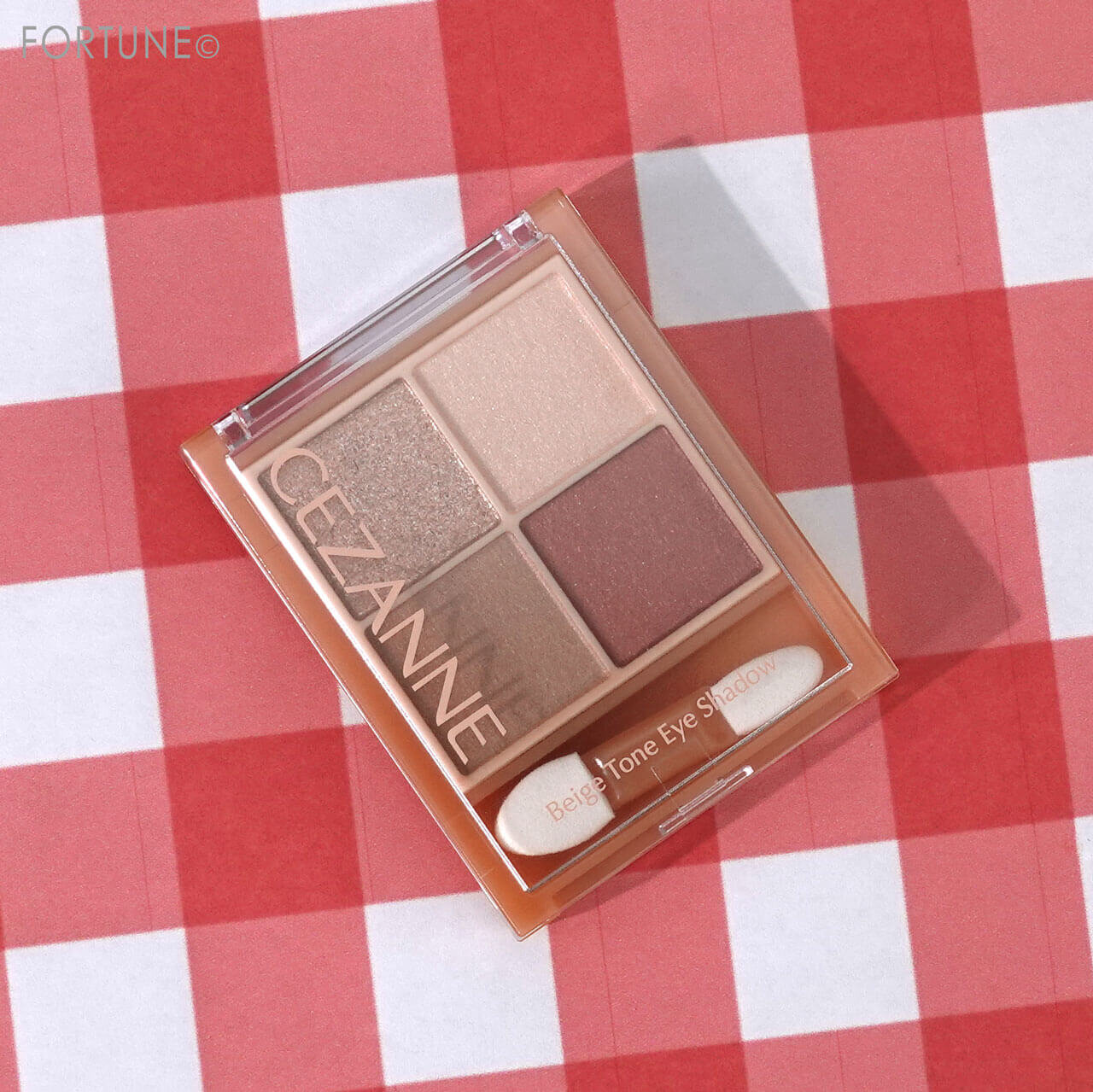 CEZANNE（セザンヌ）　ベージュトーンアイシャドウ　新色