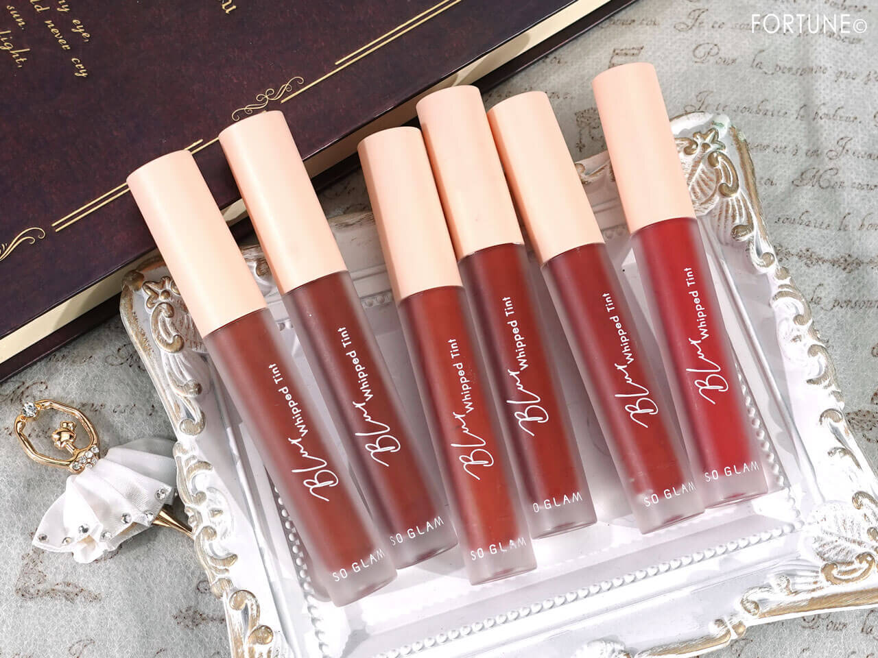 SO GLAM（ソーグラム）『ブラーホイップド リップティント 』