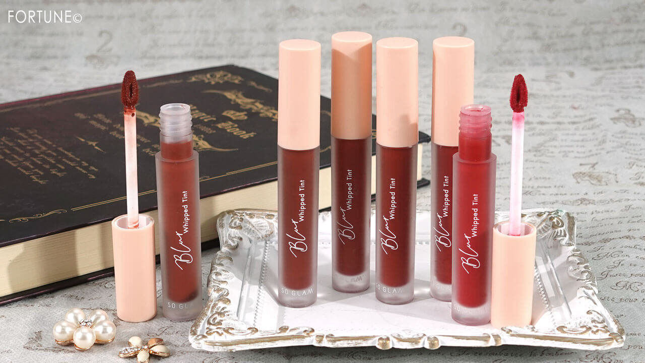 SO GLAM（ソーグラム）『ブラーホイップド リップティント 』