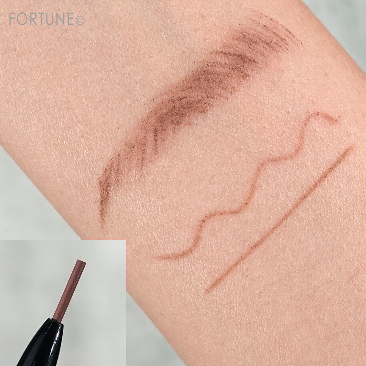 CEZANNE（セザンヌ）　超細芯アイブロウ