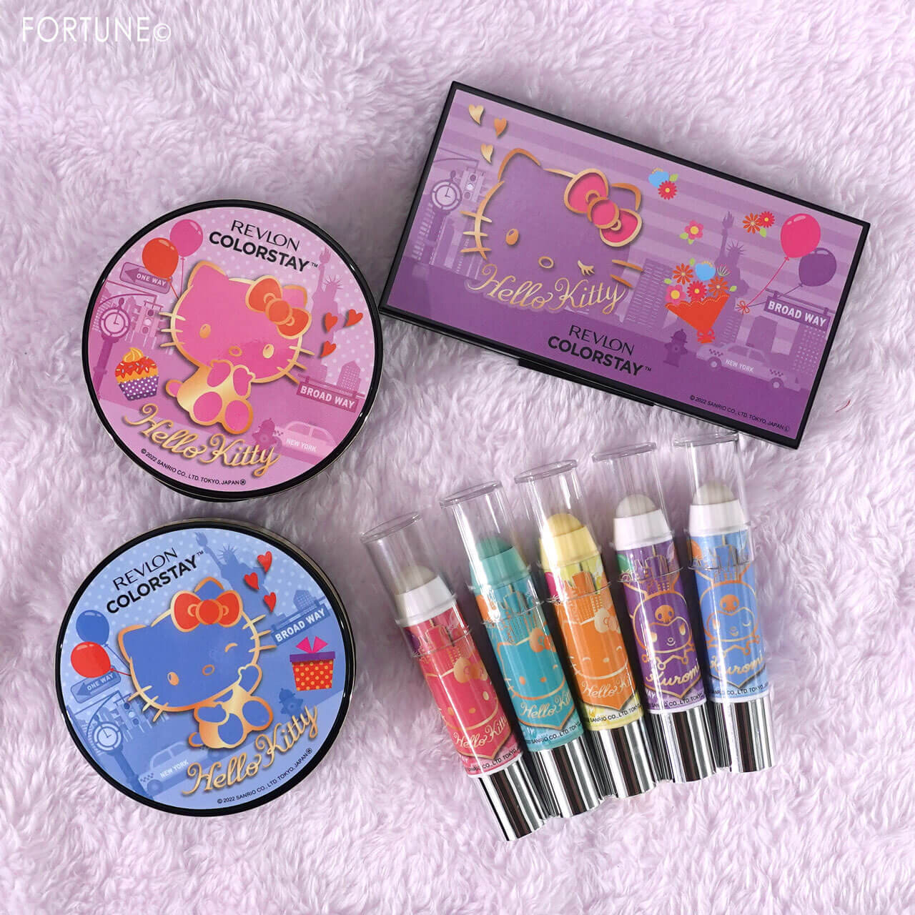REVLON（レブロン）　2022年新作コスメ　ハローキティ コラボレーション