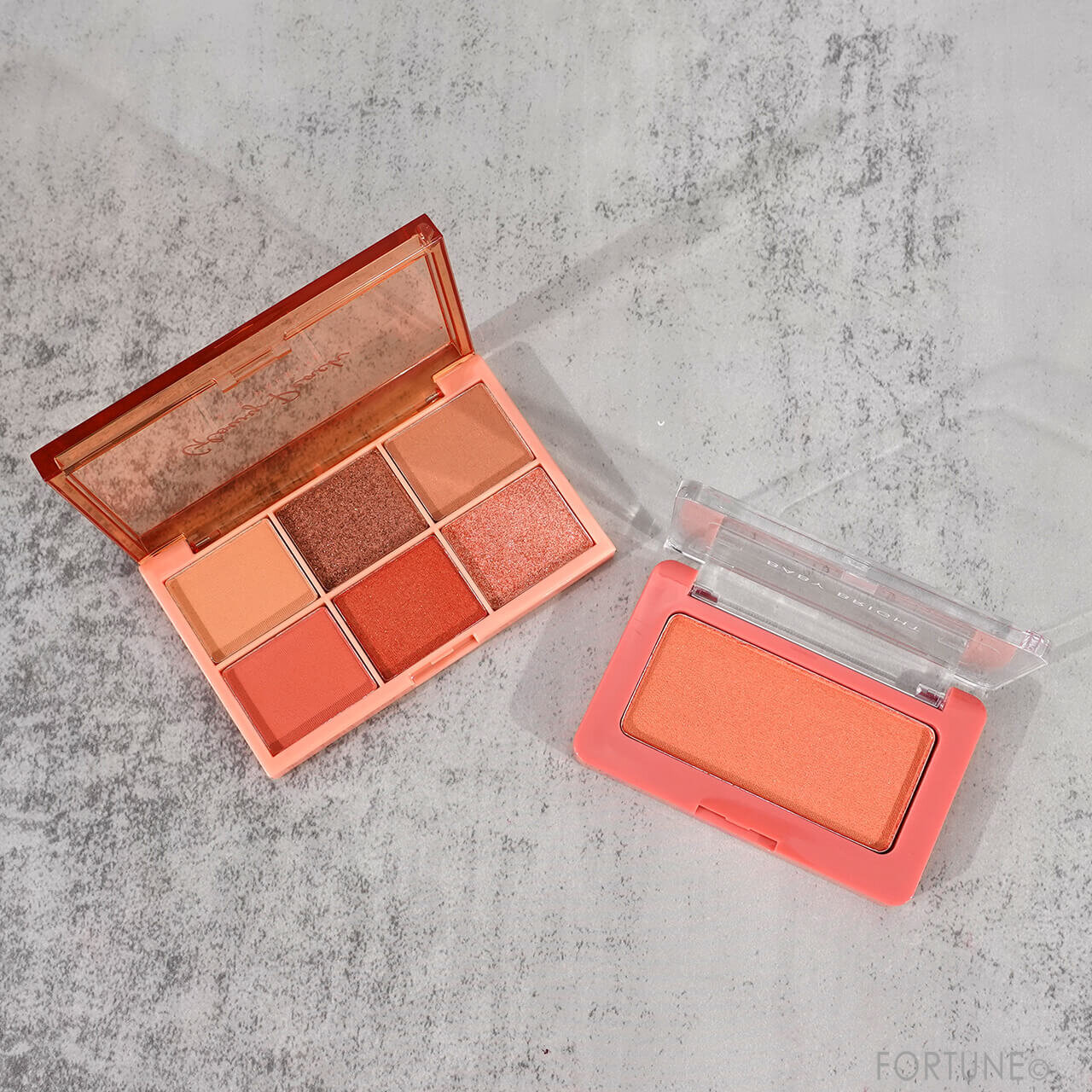 『シャインアイシャドウパレット』 『フェイスシャインブラッシャー』