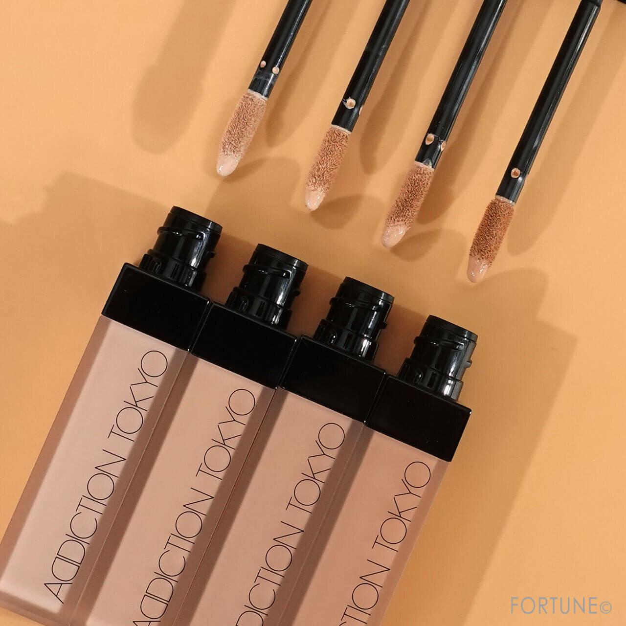 ADDICTION（アディクション）　『アディクション　スキンリフレクト　フィックス　コンシーラー』