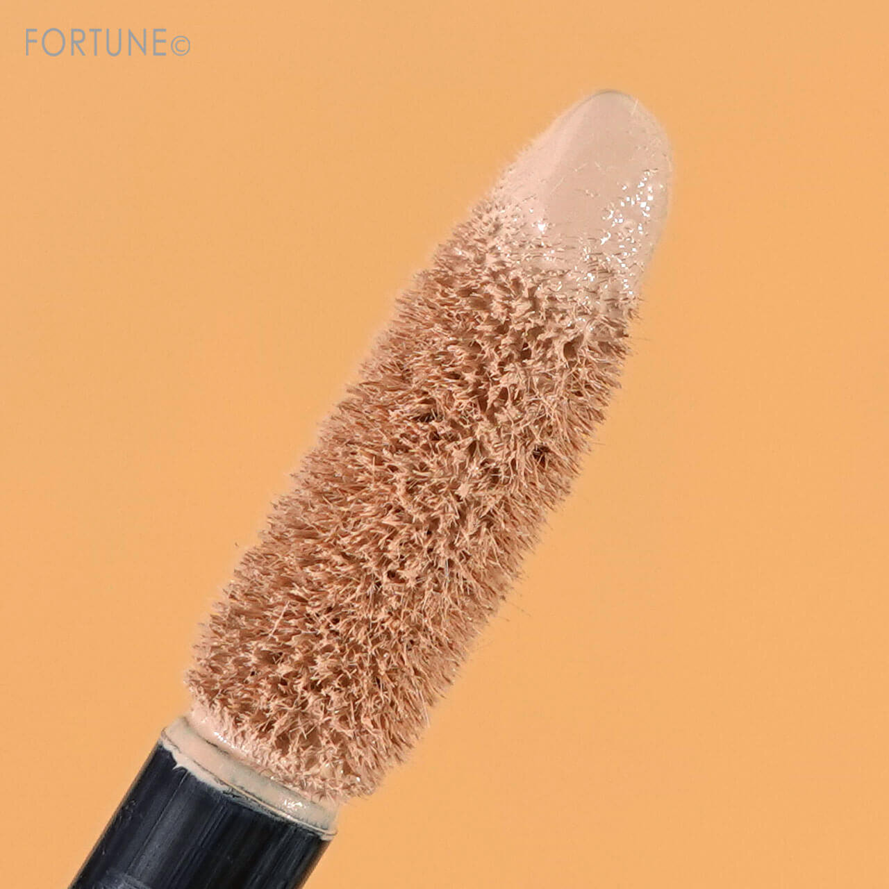 ADDICTION（アディクション）　『アディクション　スキンリフレクト　フィックス　コンシーラー』