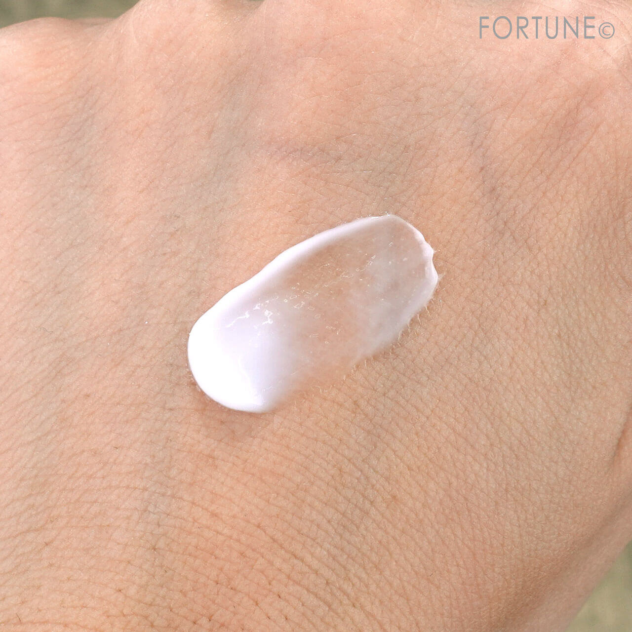 CEZANNE（セザンヌ）　2022年秋新作　リンクルホワイトアイクリーム