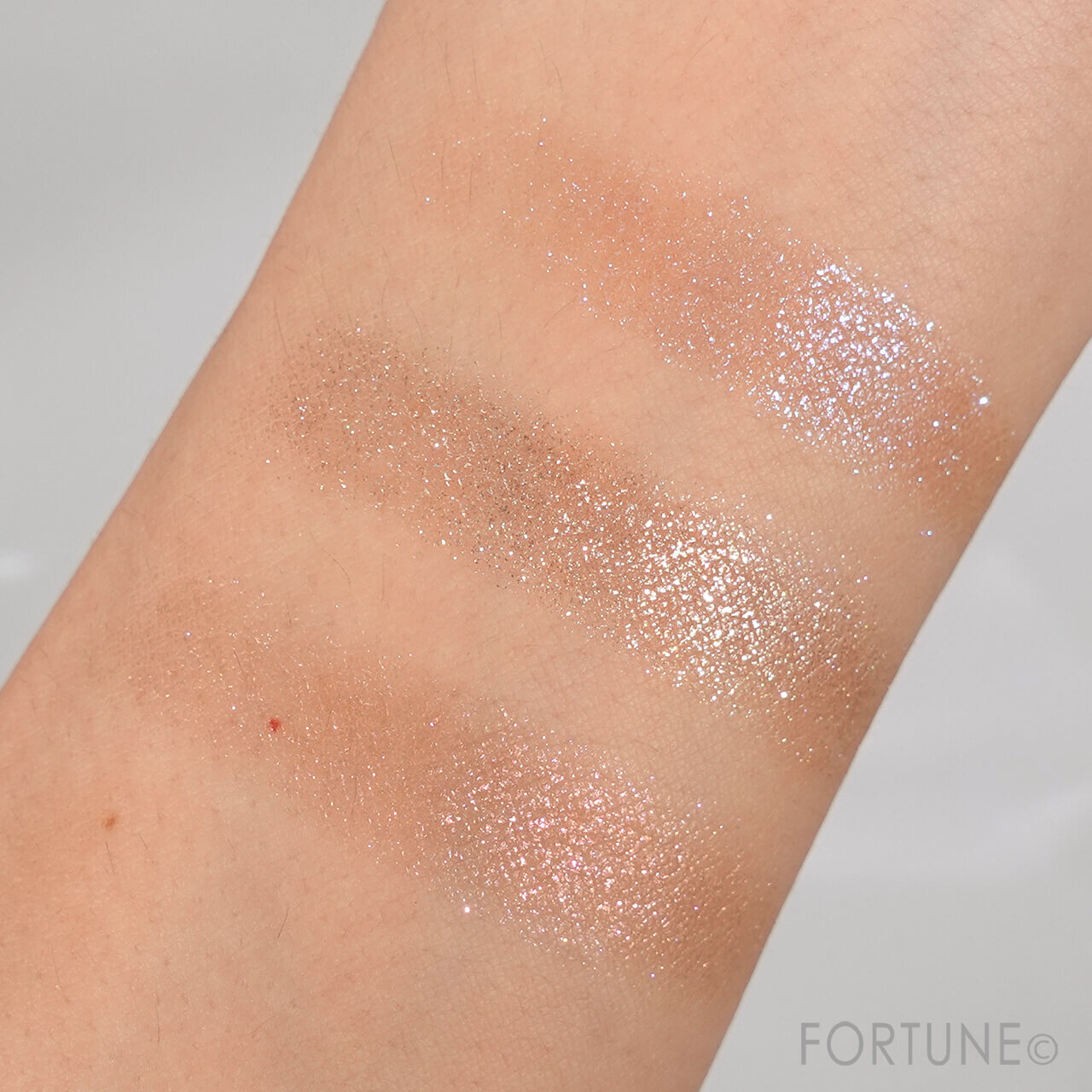 ADDICTION（アディクション）　『ザ アイシャドウ スパークル』