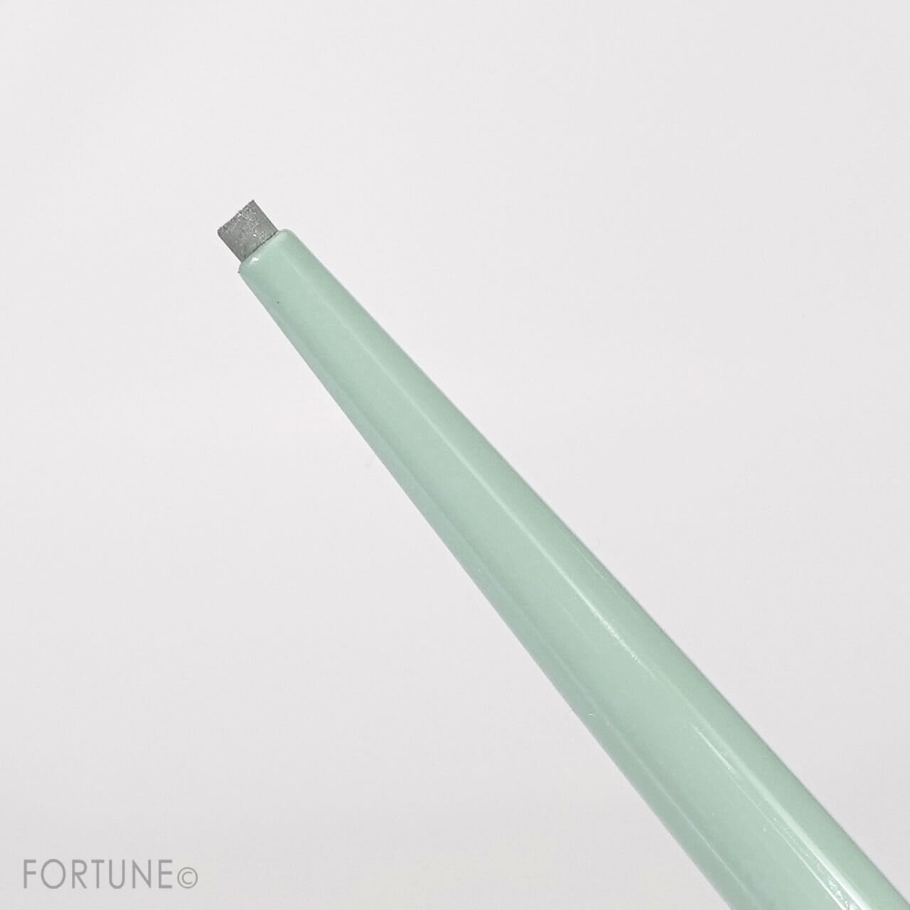 ettusais（エテュセ）　アイエディション（ジェルライナー）　新色