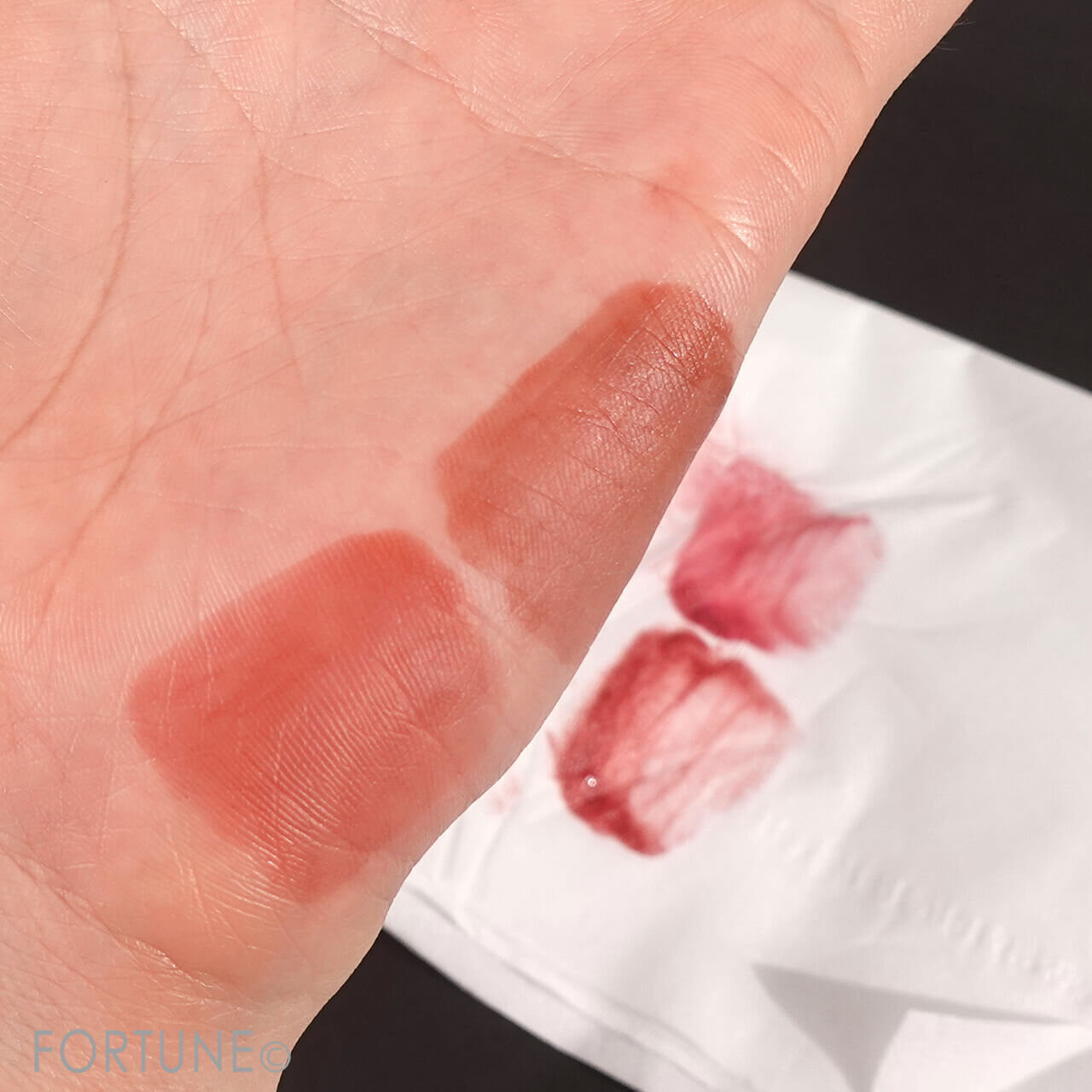 kiss（キス）　『キス　リップアーマーX』　X03 X04