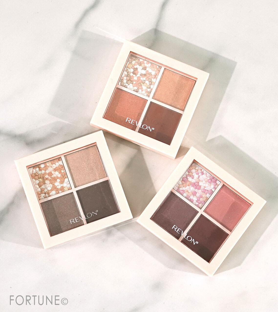 REVLON（レブロン）　ダズル アイシャドウ クアッド