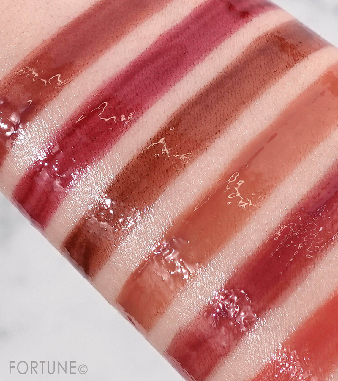 REVLON（レブロン）　2022年冬新作コスメ　レブロン ジェリーティント リップカラー