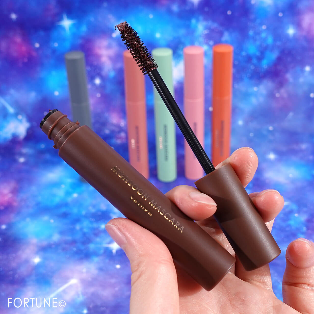 タイコスメ｜CathyDoll（キャシードール）モンスーンカラーマスカラ｜02 Saturn（ブラウン）