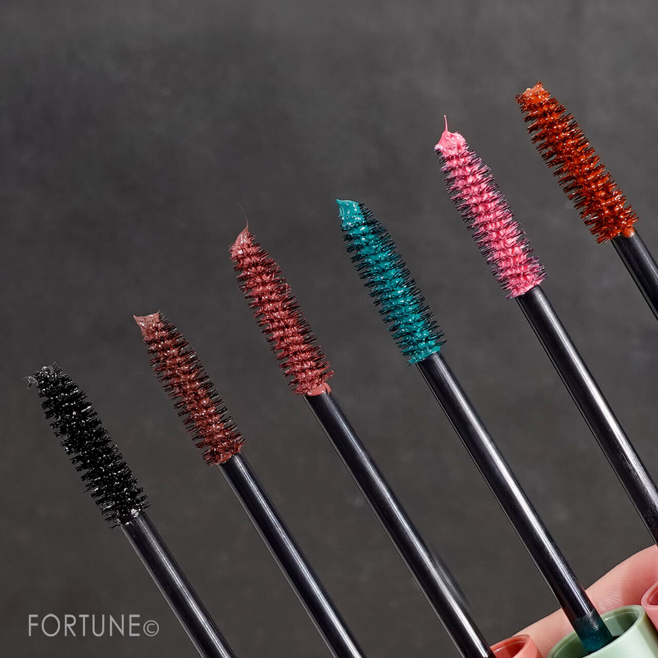 タイコスメ｜CathyDoll（キャシードール）モンスーンカラーマスカラ