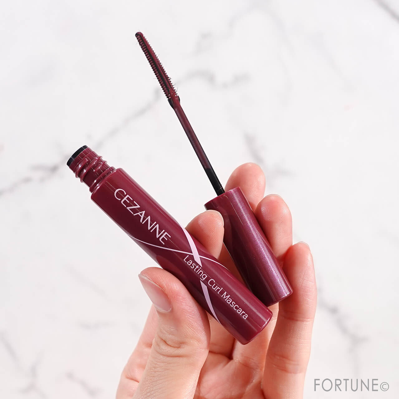 CEZANNE（セザンヌ）　『セザンヌ 耐久カールマスカラ』　03