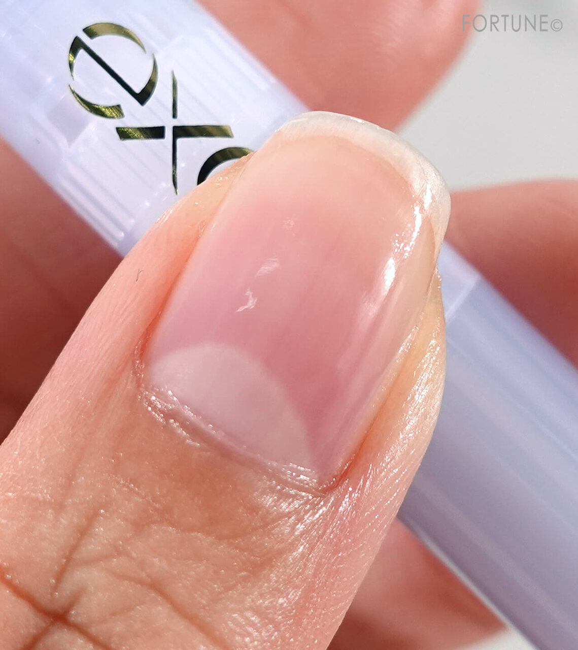 excel（エクセル）　エッセンスネイルオイル