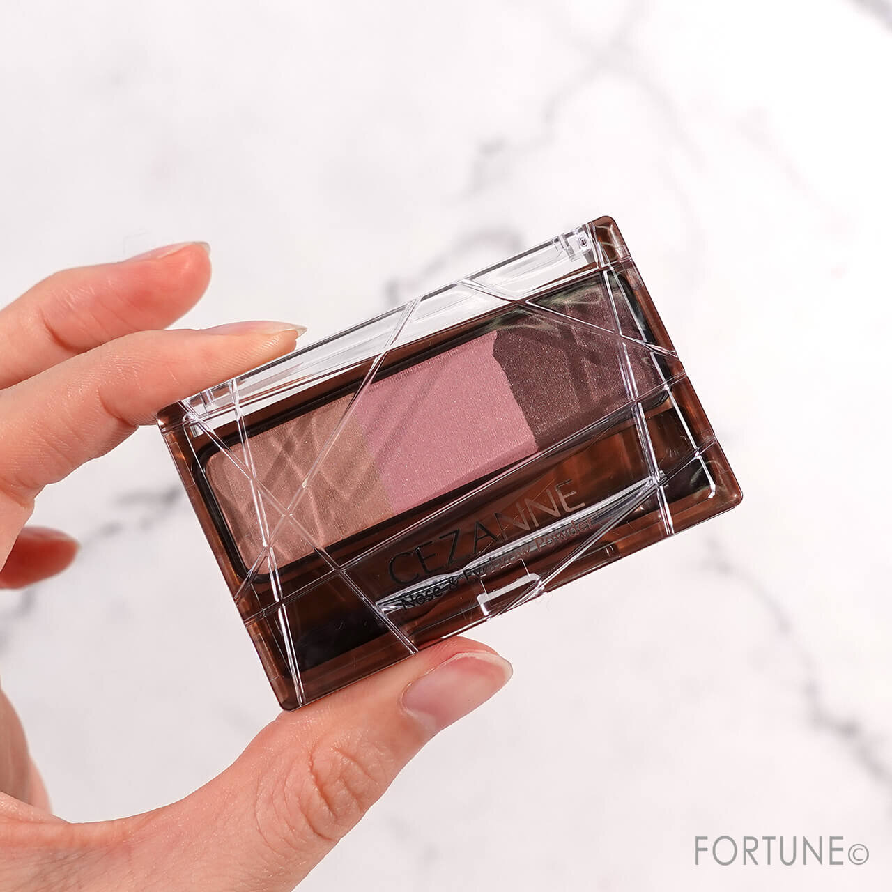 CEZANNE（セザンヌ）　ノーズ＆アイブロウパウダー