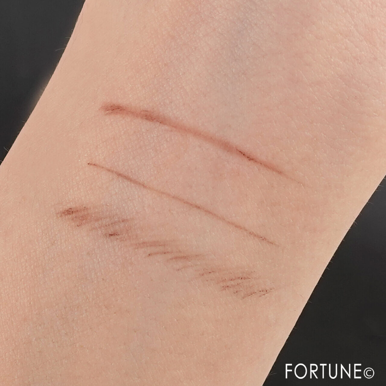 CEZANNE（セザンヌ）　超細芯アイブロウ