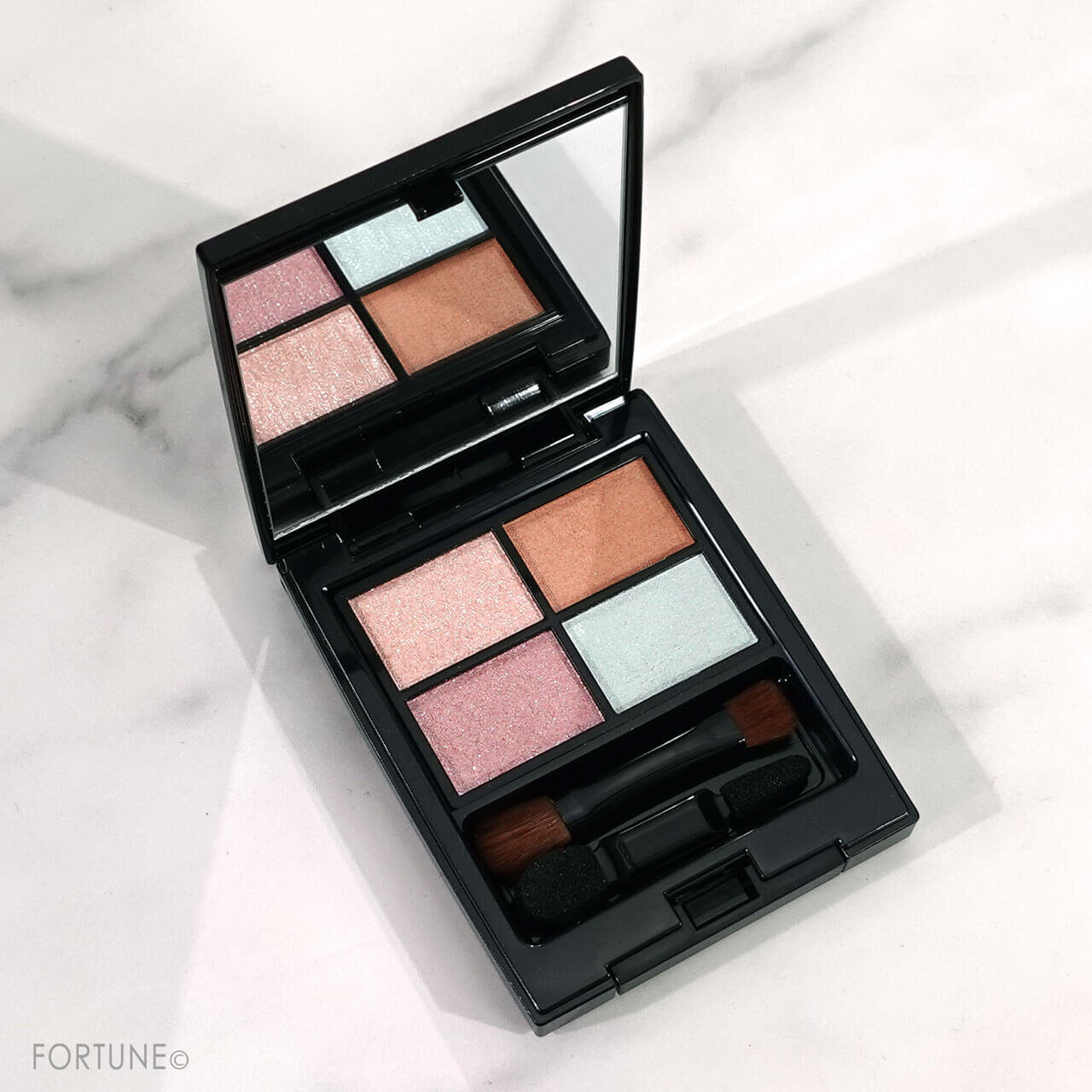 ETVOS（エトヴォス）　ミネラルクラッシィシャドー