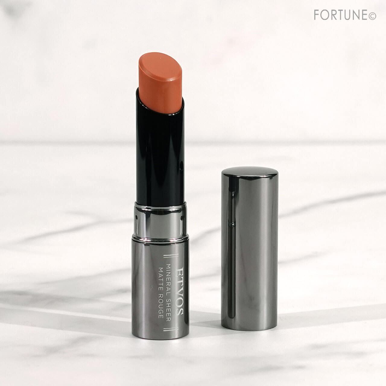 ETVOS（エトヴォス）　ミネラルシアーマットルージュ