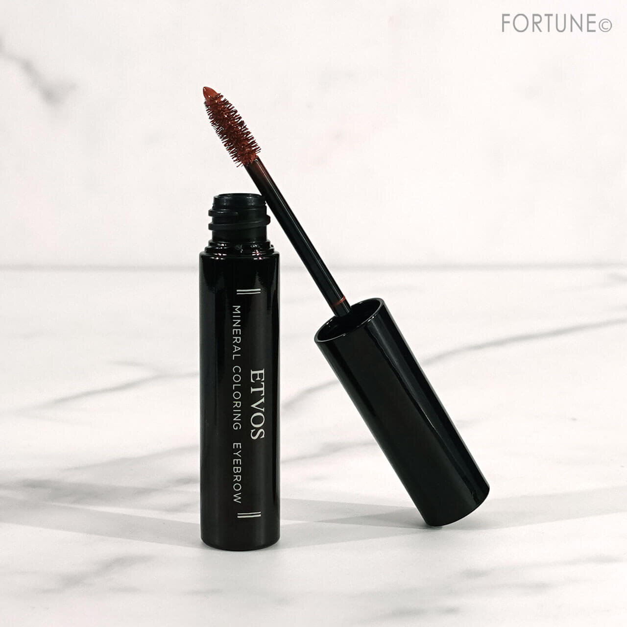 ETVOS（エトヴォス）　ミネラルカラーリングアイブロウ