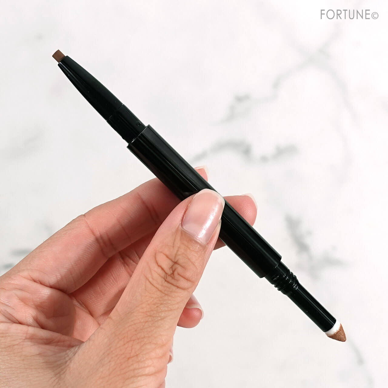 ETVOS（エトヴォス）　ミネラルデザイニングアイブロウ