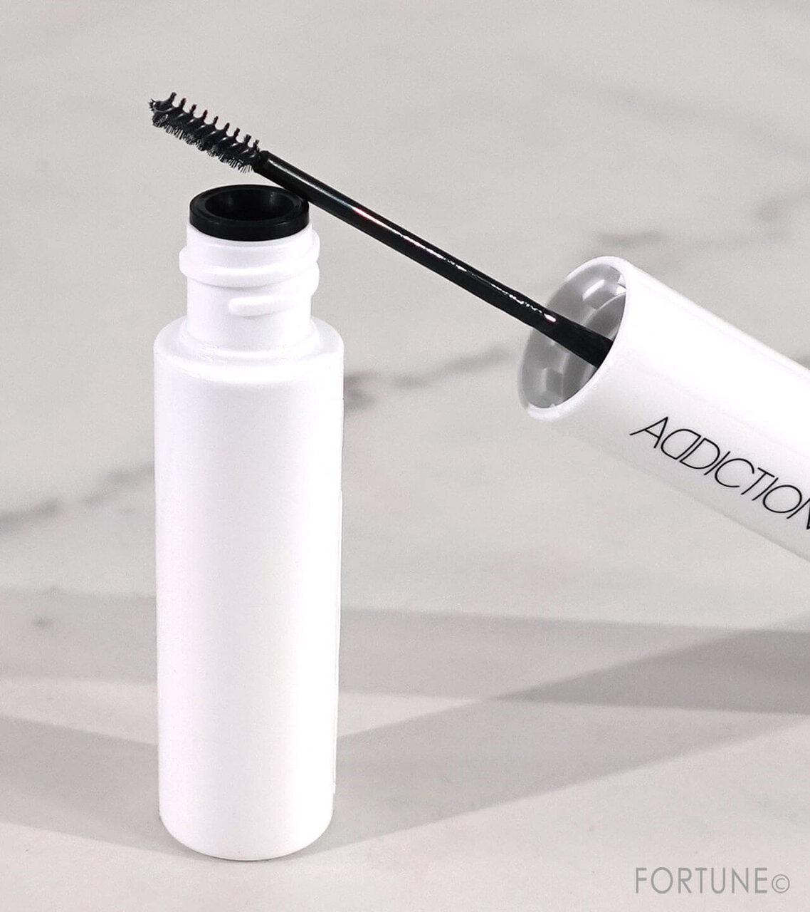 ADDICTION（アディクション）　アディクション　アイブロウマスカラ マイクロ　シェイプ フィクサー