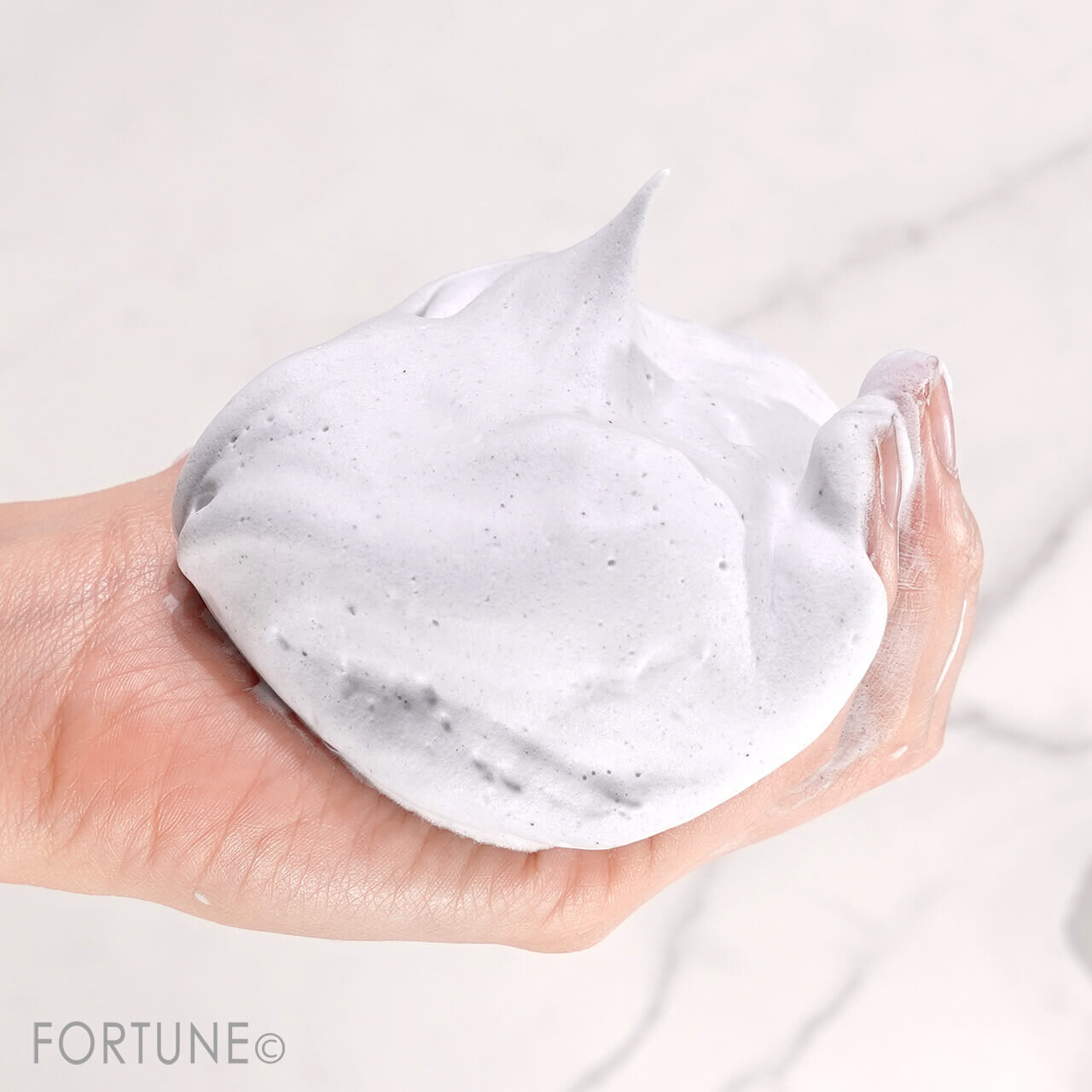 クレージュ　ポアクレイウォッシュ