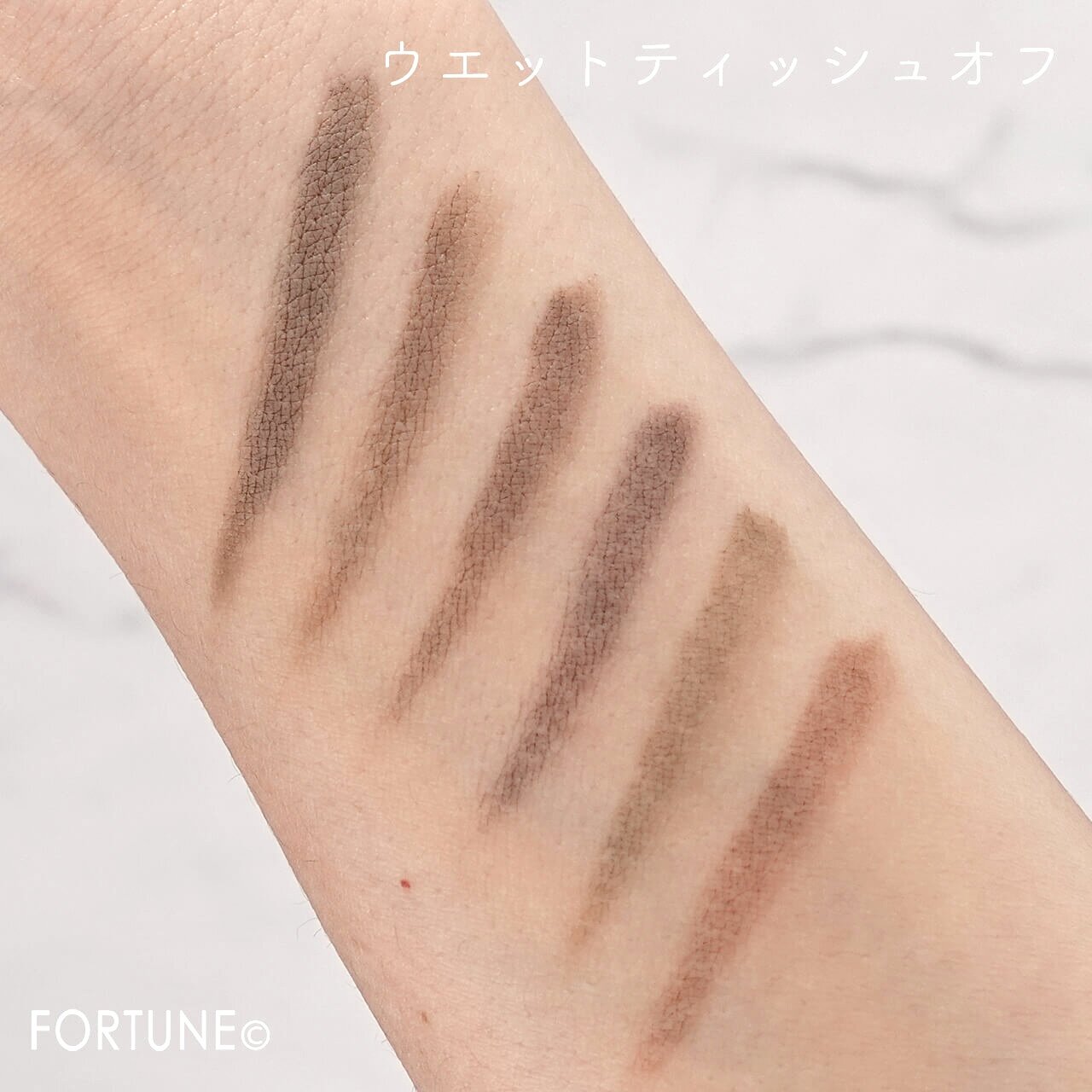 SWEETS SWEETS（スウィーツスウィーツ）　『アイブロウワックス』