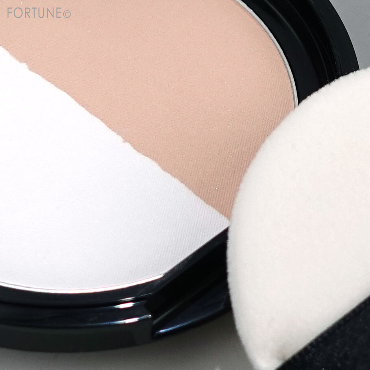 KATE（ケイト）　ムーンプレストブライトパウダー