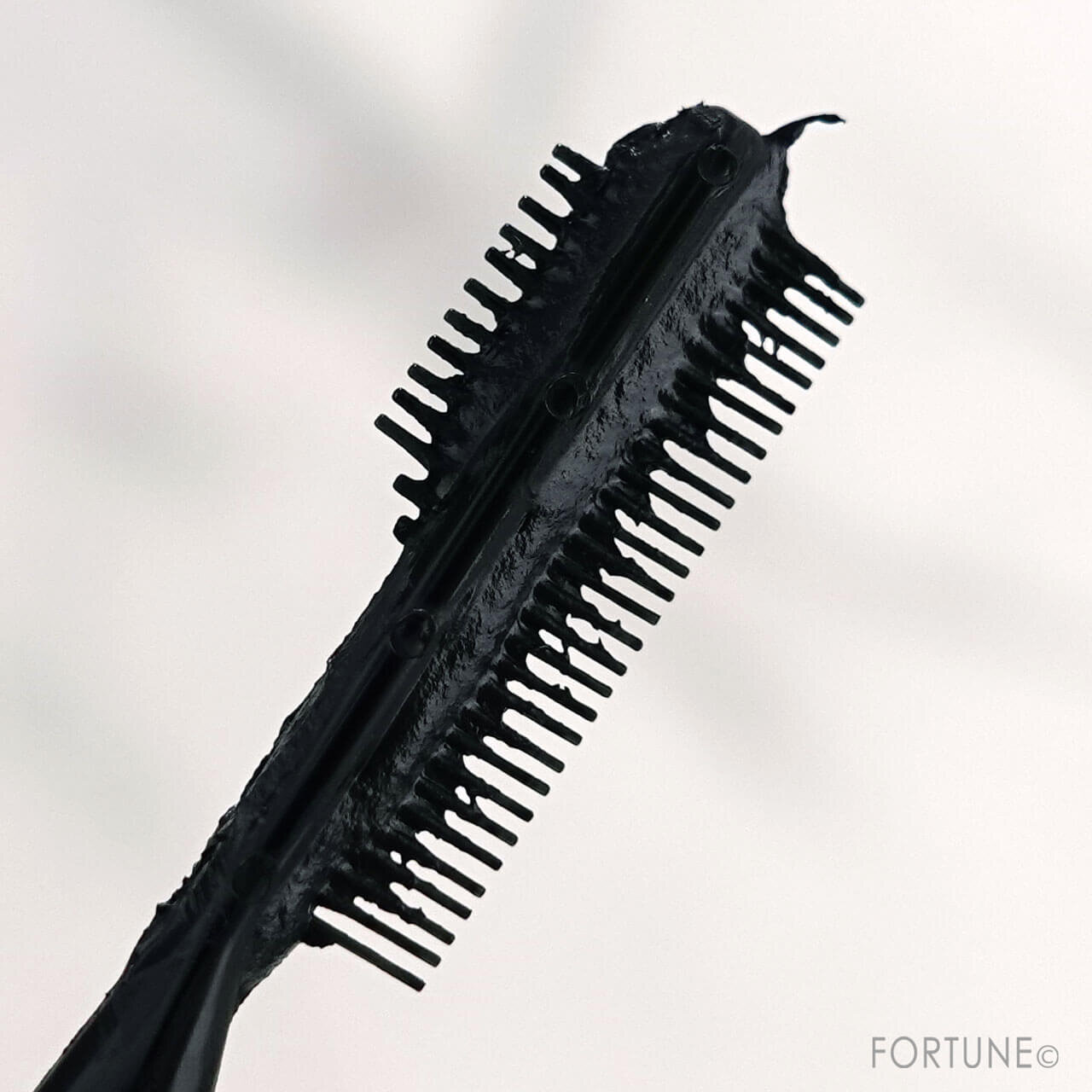 KATE（ケイト）　フレームレスフィルムマスカラ