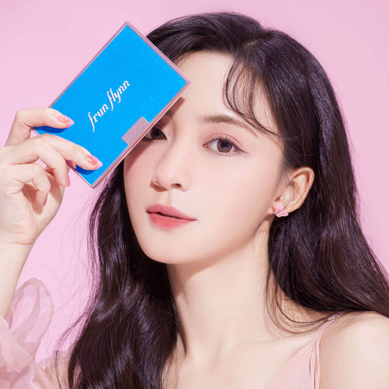 ピンクメイクの特徴