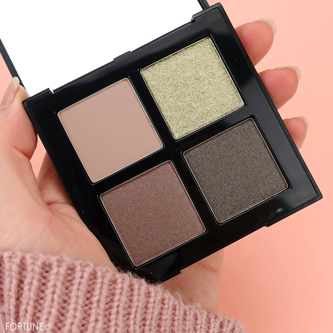 shu uemura（シュウ ウエムラ）　クロマティックス クワッド