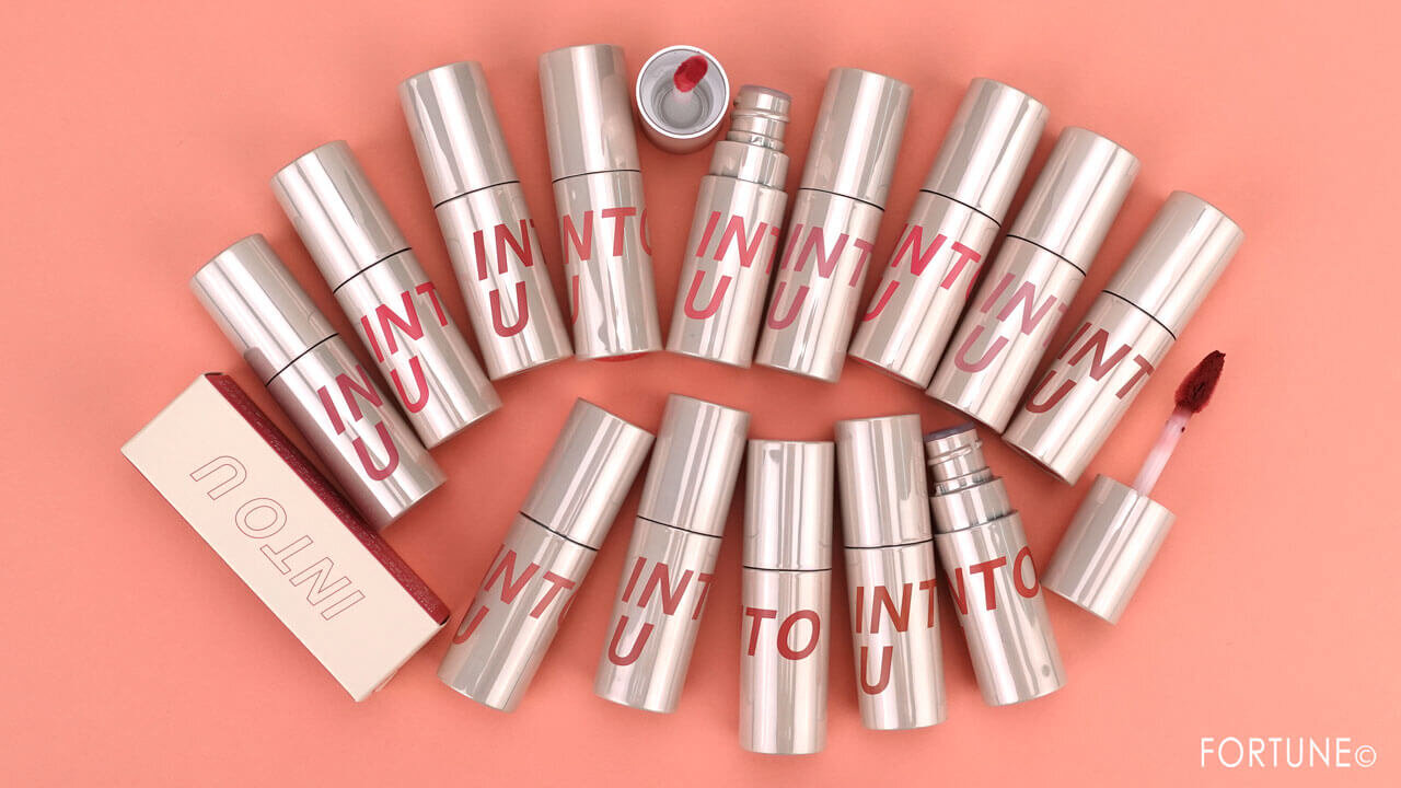 INTO U（イントゥーユー）　2023年春新作コスメ　『INTO U カスタマイズエアリーリップマッド』