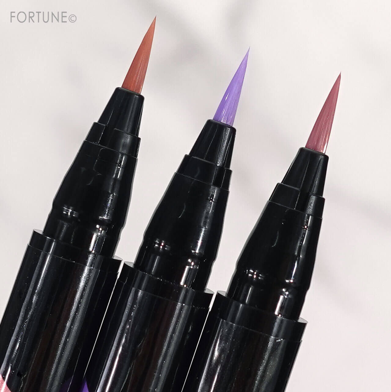 KATE（ケイト）　ダブルラインエキスパート（血色陰影カラー）