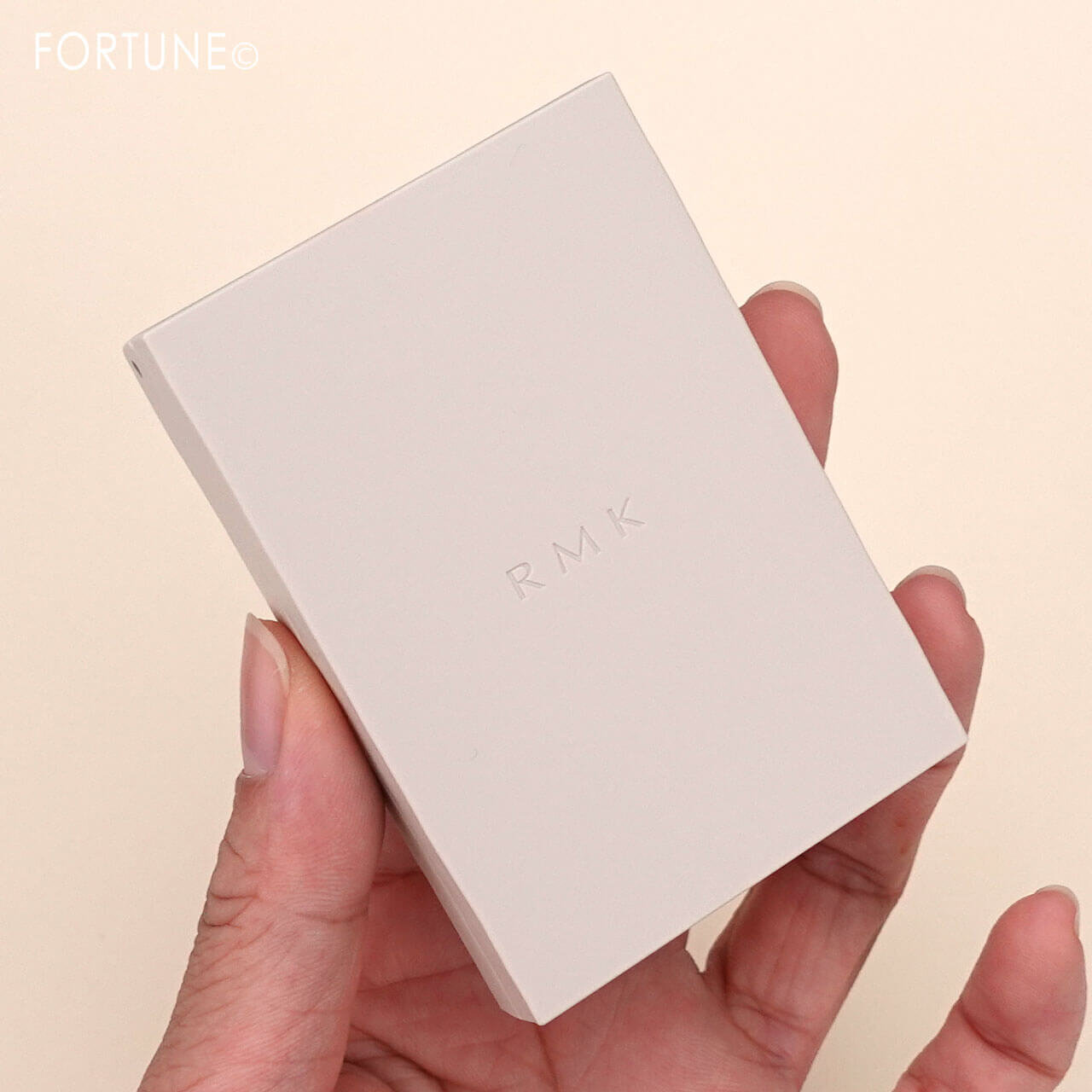 RMK（アールエムケー）　『RMK シンクロマティック アイシャドウパレット』