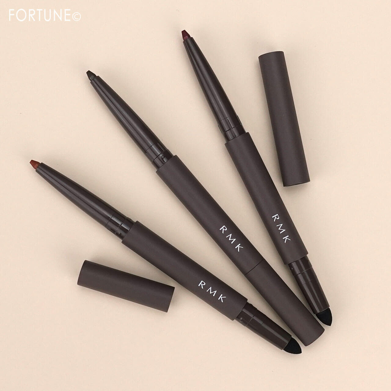 RMK（アールエムケー）　『RMK アイディファイニング ペンシル』