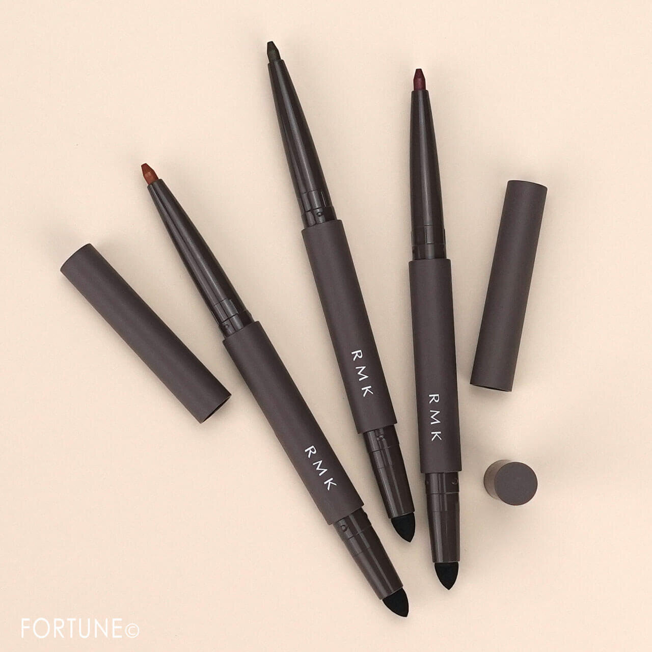 RMK（アールエムケー）　『RMK アイディファイニング ペンシル』