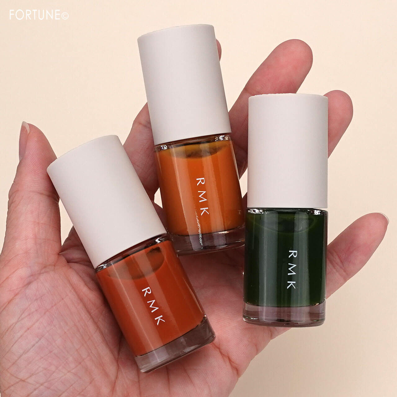 RMK（アールエムケー）　『RMK ネイルラッカー』