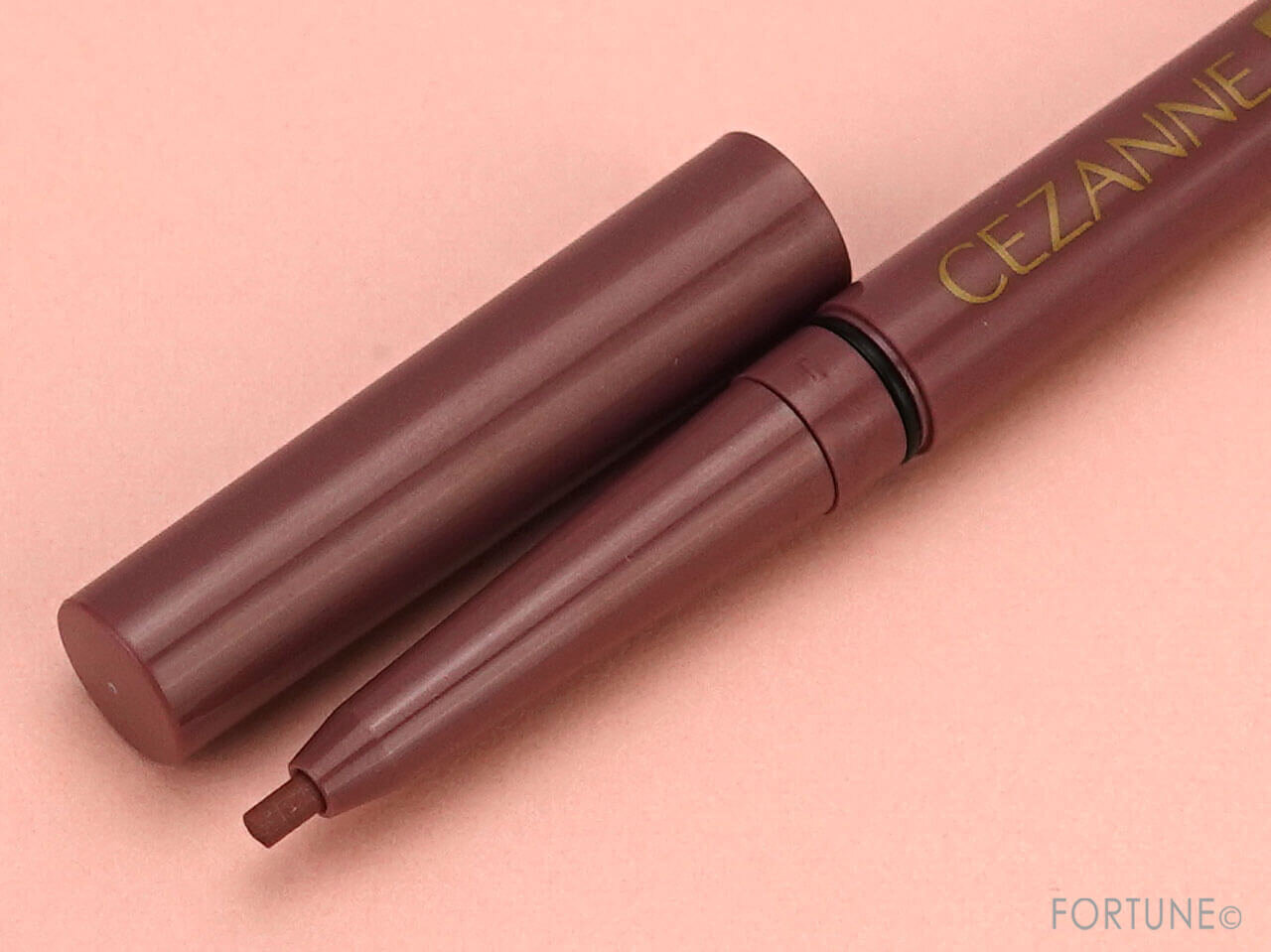 CEZANNE（セザンヌ）　『セザンヌ ジェルアイライナー』