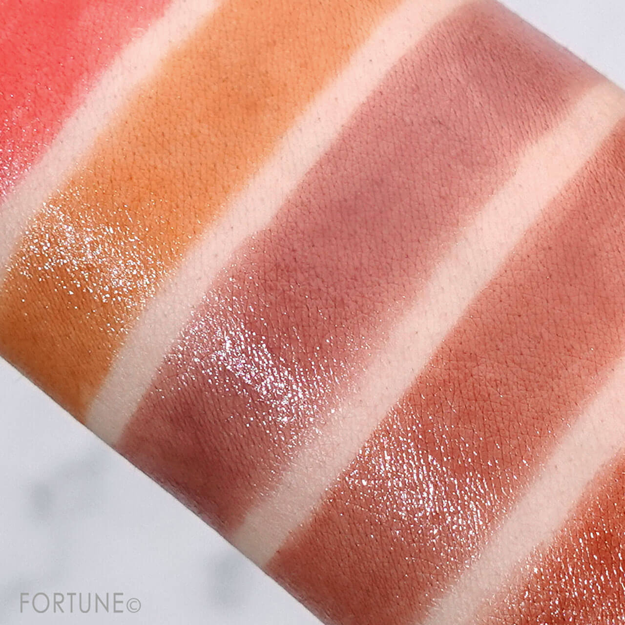 RIMMEL（リンメル）　ラスティング　フィニッシュ　クリーミィモイスト　リップスティック