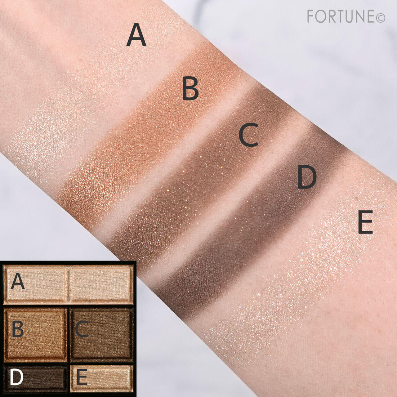 RIMMEL（リンメル）　ワンダー　スウィート　アイシャドウ