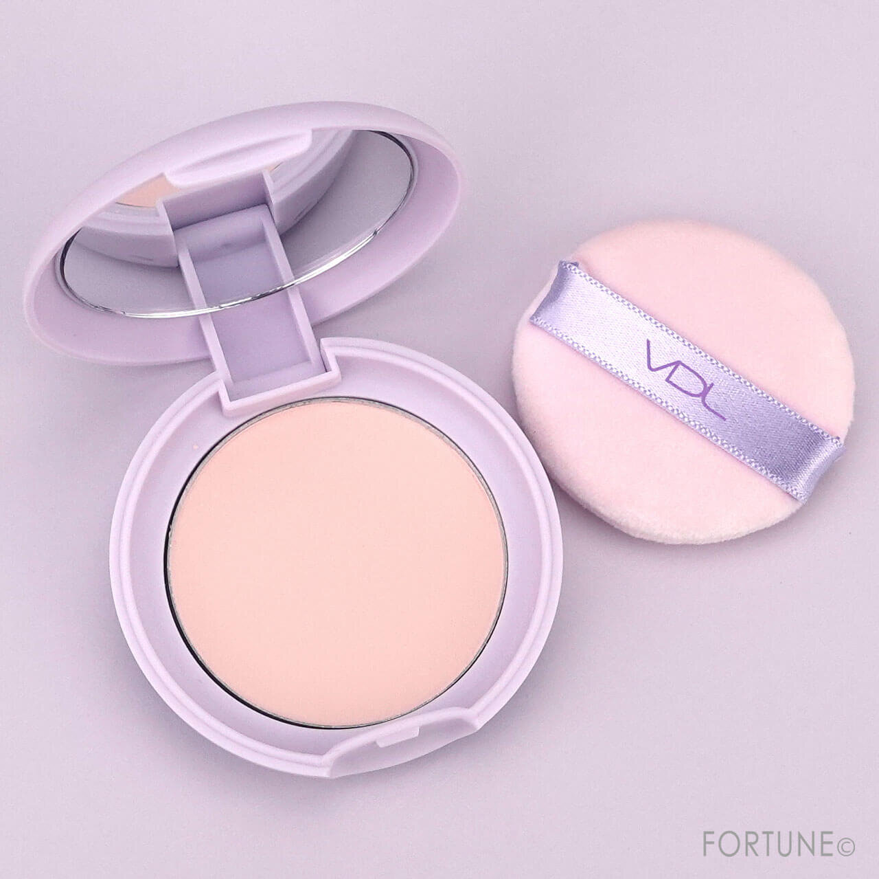 VDL（ヴィ・ディー・エル）　パーフェクティング シルキーフィット パウダー