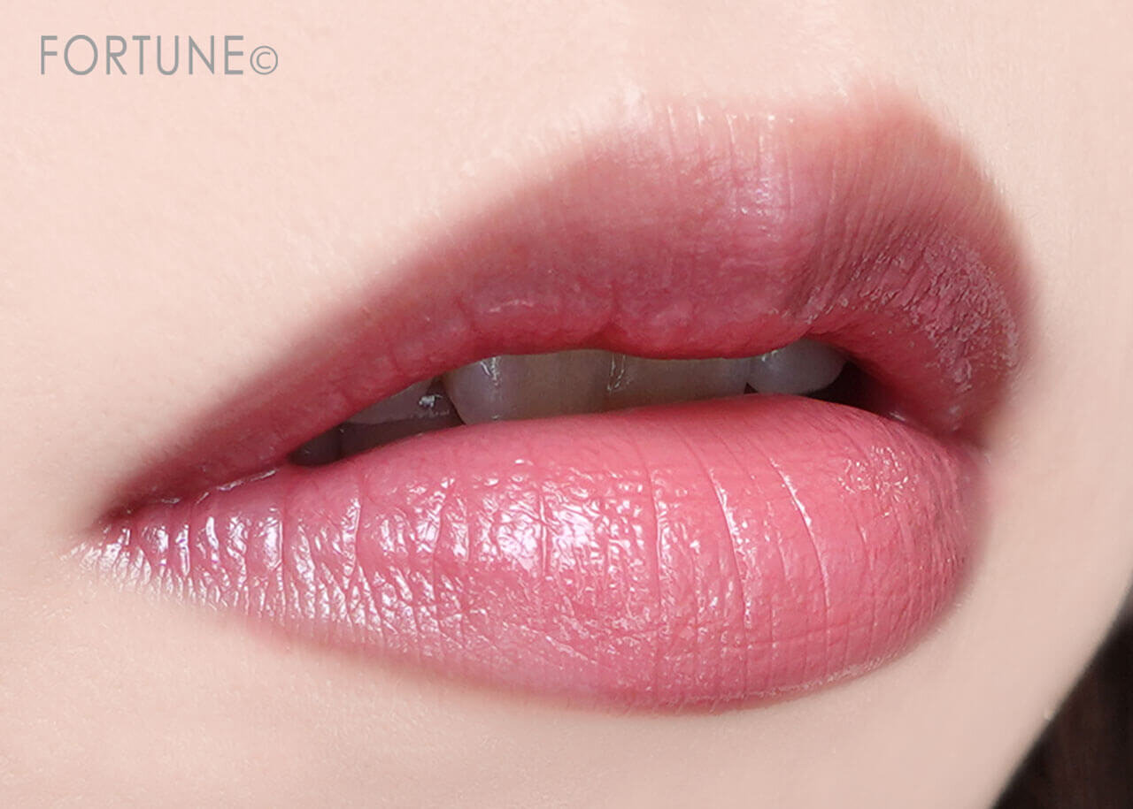 LUNASOL（ルナソル）　プランプメロウリップス　サテン　2023年秋新作