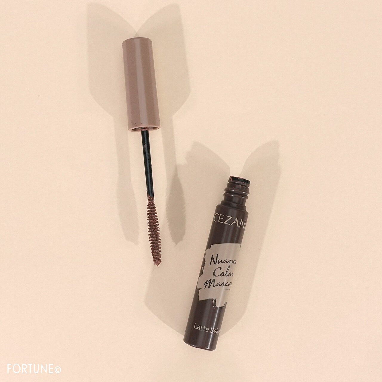 CEZANNE（セザンヌ）　ニュアンスカラーマスカラ　ラテベージュ