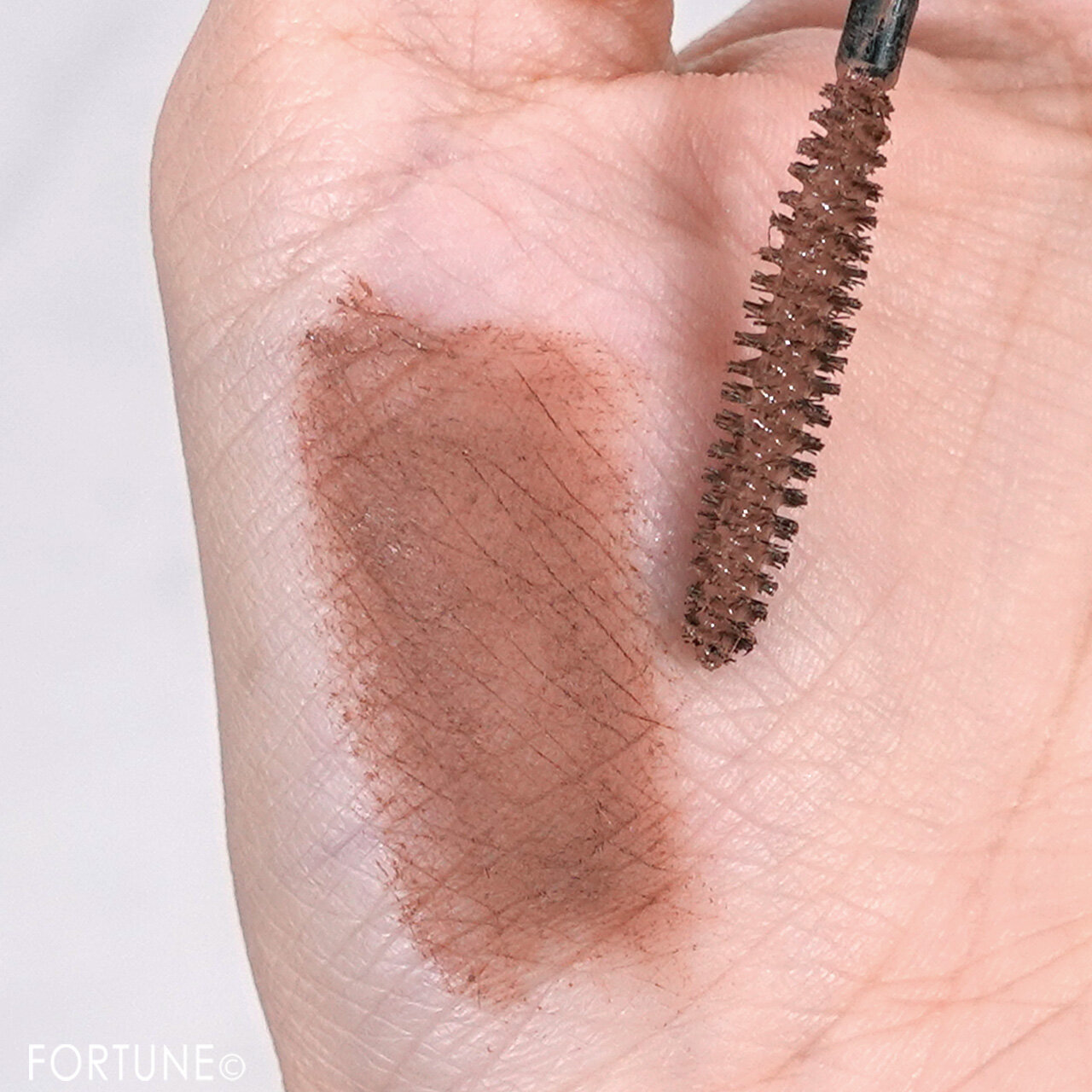 CEZANNE（セザンヌ）　ニュアンスカラーマスカラ　　ラテベージュ