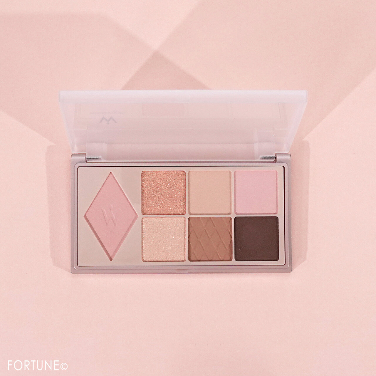 Wonjungyo（ウォンジョンヨ）　『ウォンジョンヨ　W　デイリームードアップパレット』