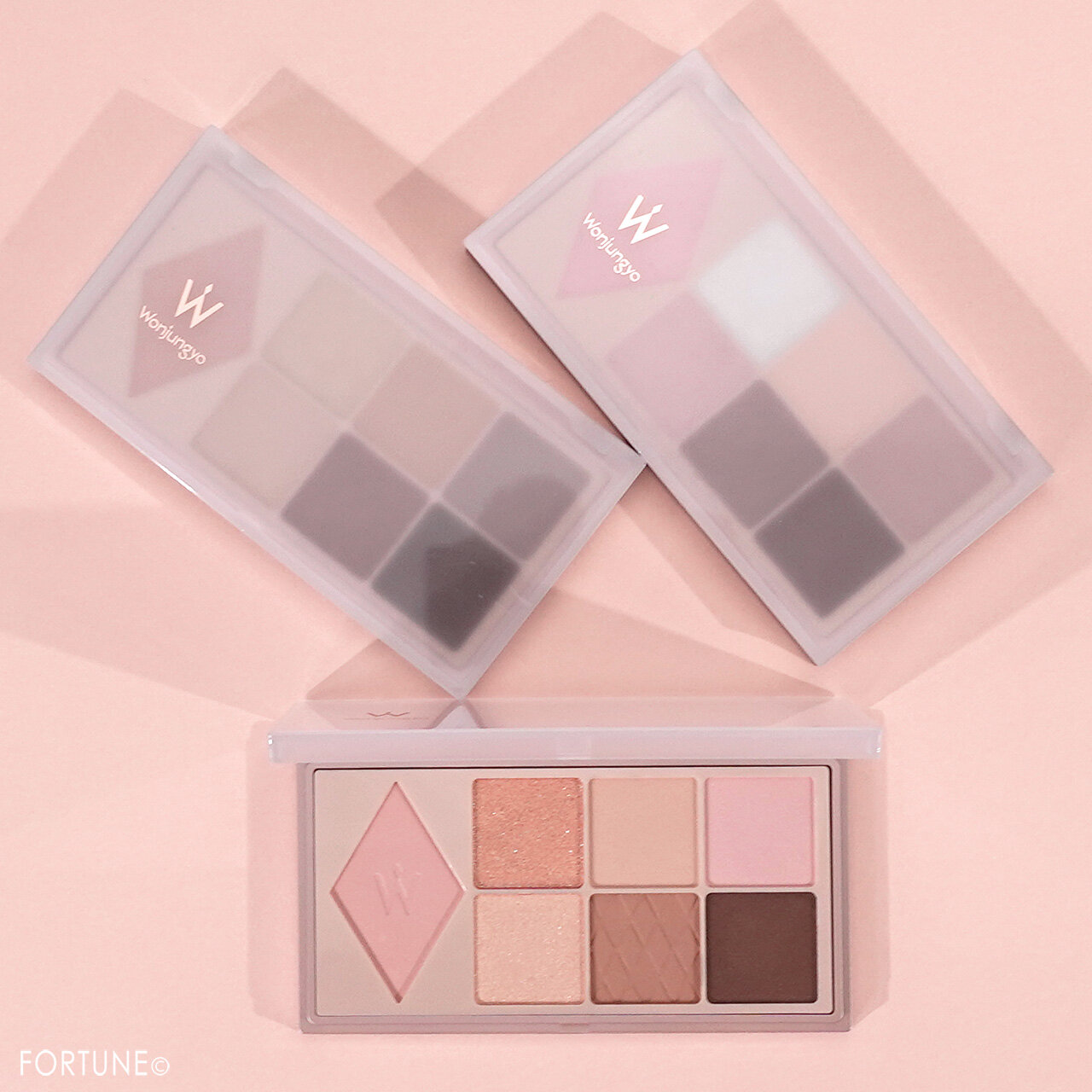 Wonjungyo（ウォンジョンヨ）　『ウォンジョンヨ　W　デイリームードアップパレット』