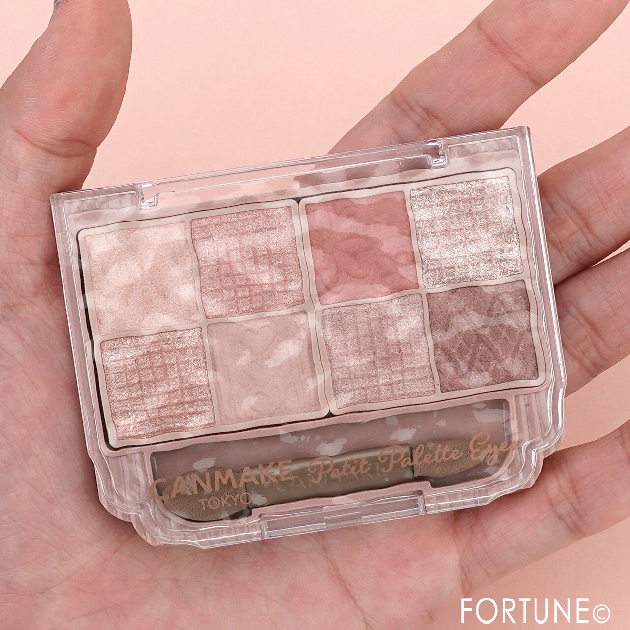 CANMAKE（キャンメイク）　『プティパレットアイズ』